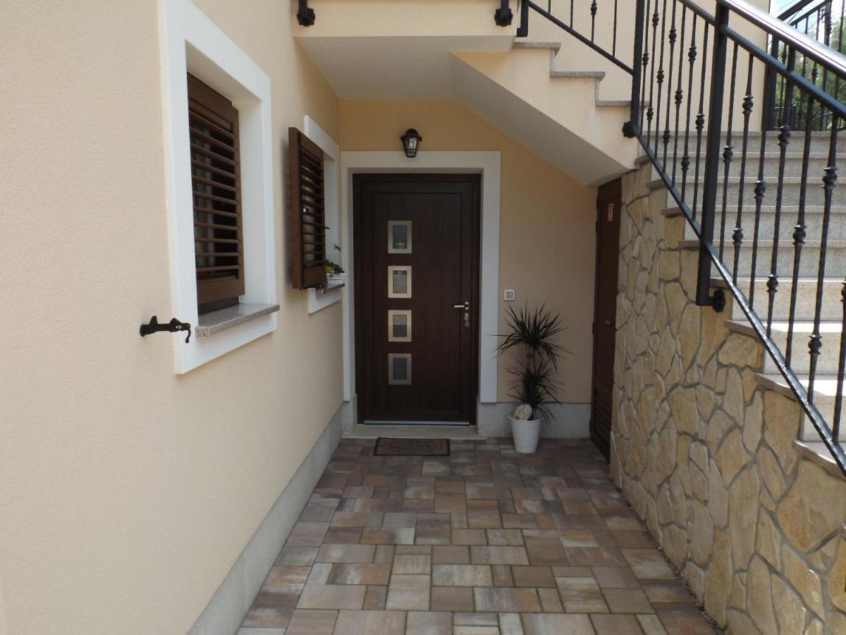 Apartments Villa Elma Mošćenička Draga Buitenkant foto