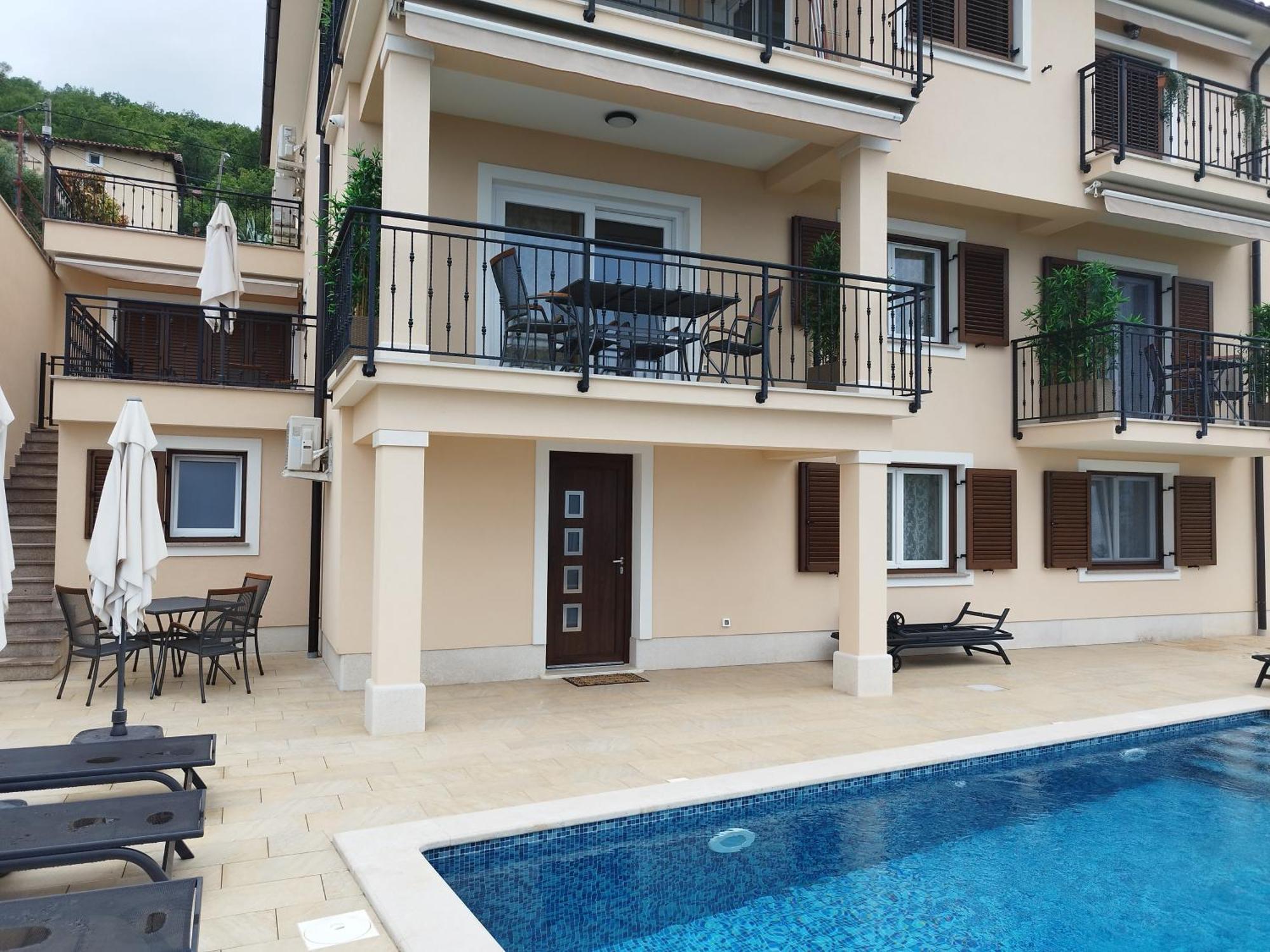 Apartments Villa Elma Mošćenička Draga Buitenkant foto